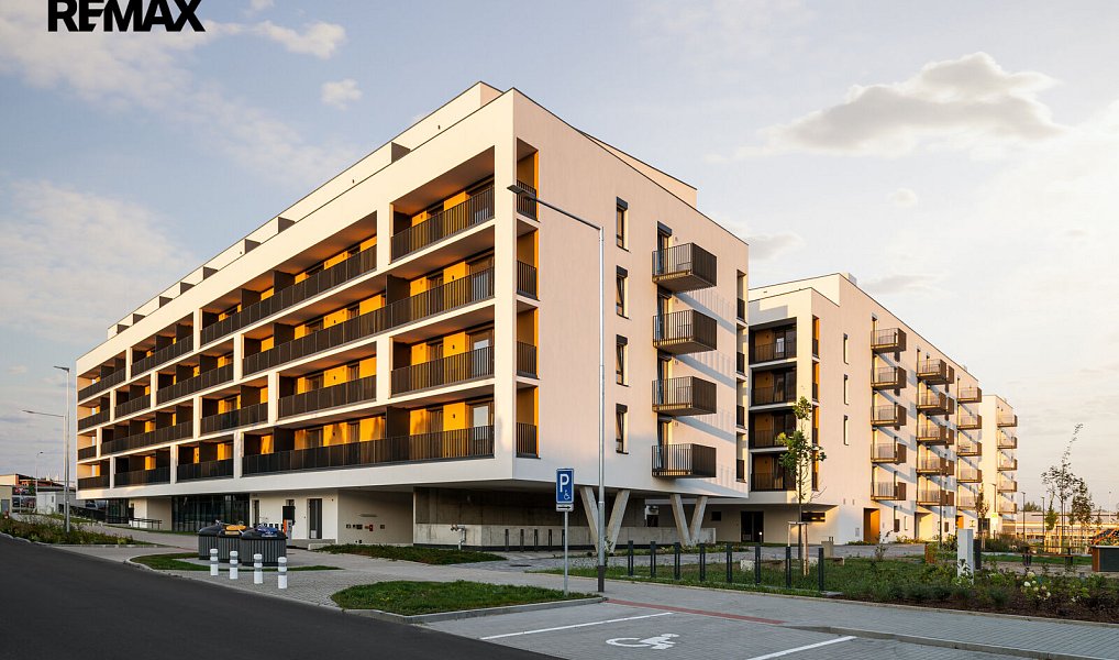 Prodej bytu 3+kk 84 m², České Budějovice – náhled fotky 30