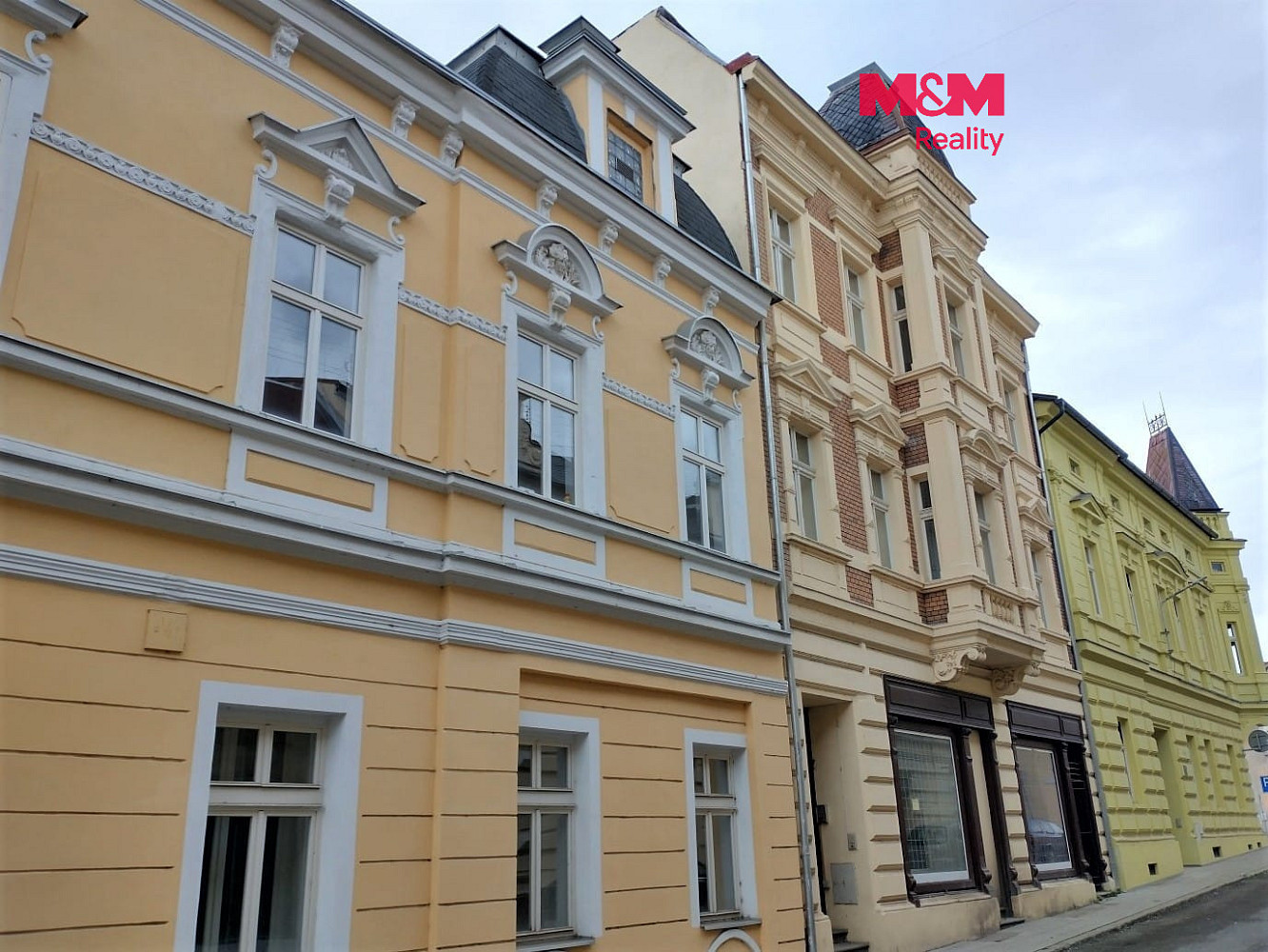 Prodej nájemního domu, činžáku 624 m²