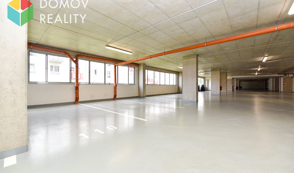 Pronájem garážového stání 12 m2 Nepilova, Beroun - Beroun-Město 1 300 Kč/měsíc, Beroun – náhled fotky 9
