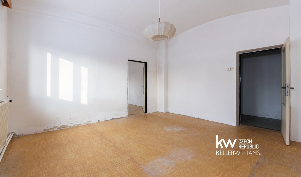 Prodej domu 160 m² s pozemkem 1 041 m², Jeníkov – náhled fotky 14