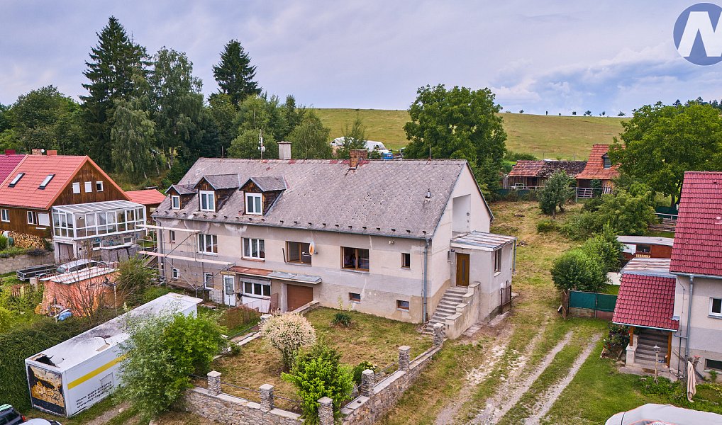 Prodej domu 202 m² s pozemkem 743 m², Malonty – náhled fotky 2