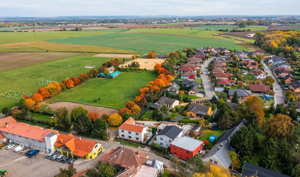 Prodej domu 200 m² s pozemkem 515 m², Nová Ves – náhled fotky 31
