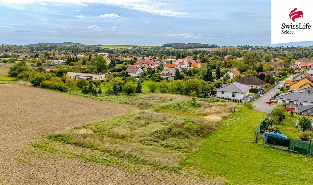 Prodej stavebního pozemku 1 399 m², Velký Borek – náhled fotky 3