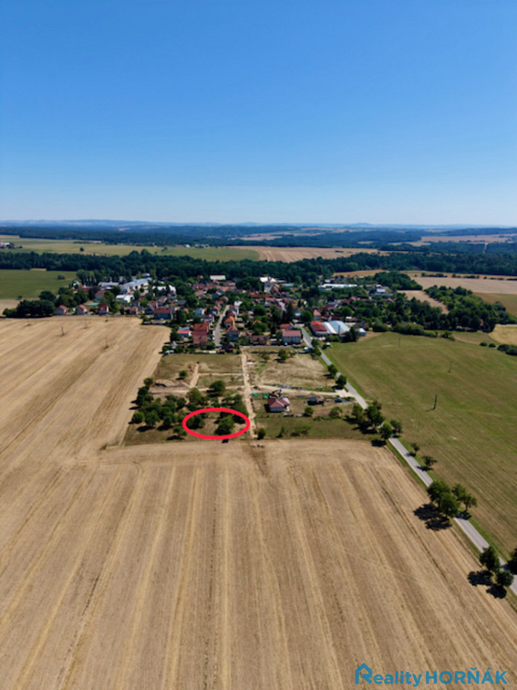 Prodej stavebního pozemku 853 m²