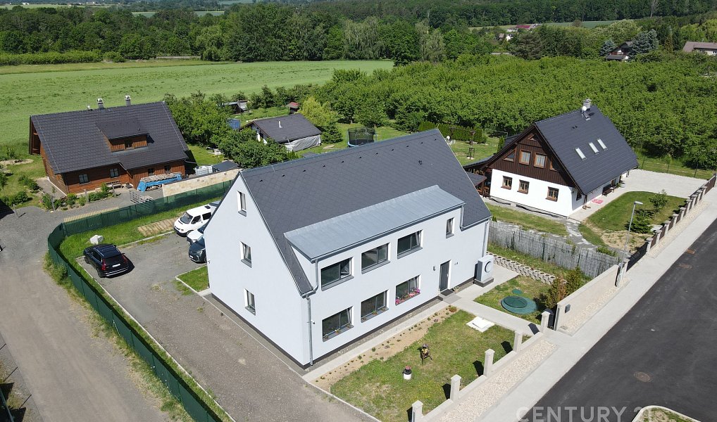 Prodej domu 256 m² s pozemkem 905 m², Čtveřín – náhled fotky 14