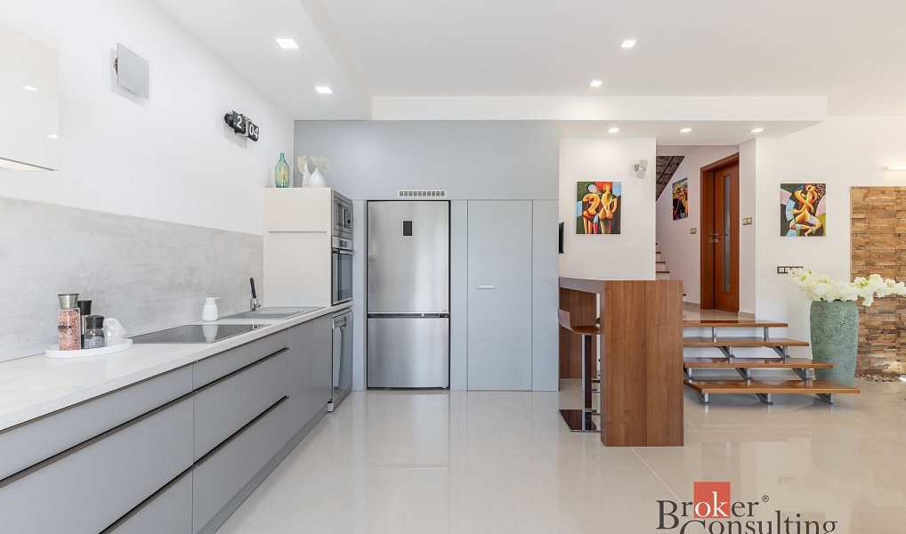 Prodej domu 165 m² s pozemkem 520 m², Kobylnice – náhled fotky 8