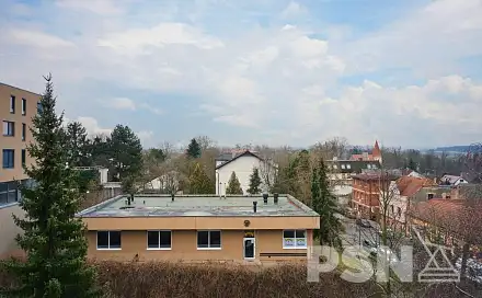 Prodej obchodních prostor 451 m², Edisonova, Praha 10 - Petrovice