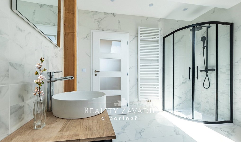 Prodej domu 190 m² s pozemkem 152 m², Praha – náhled fotky 4