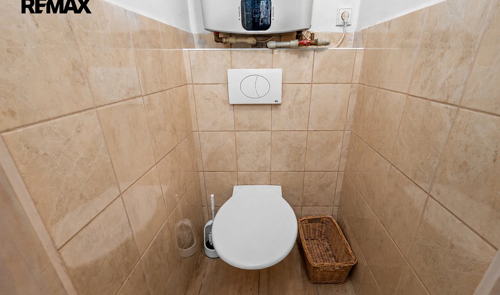 Pronájem domu 121 m² s pozemkem 92 m², Horní Planá – náhled fotky 9