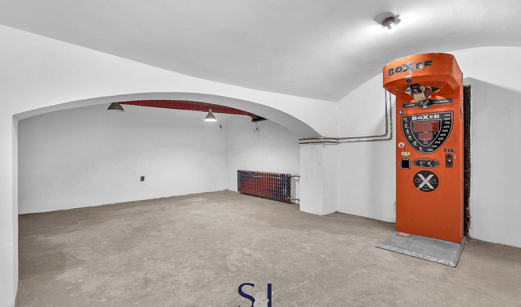 Prodej obchodních prostor 222 m², Praha – náhled fotky 3