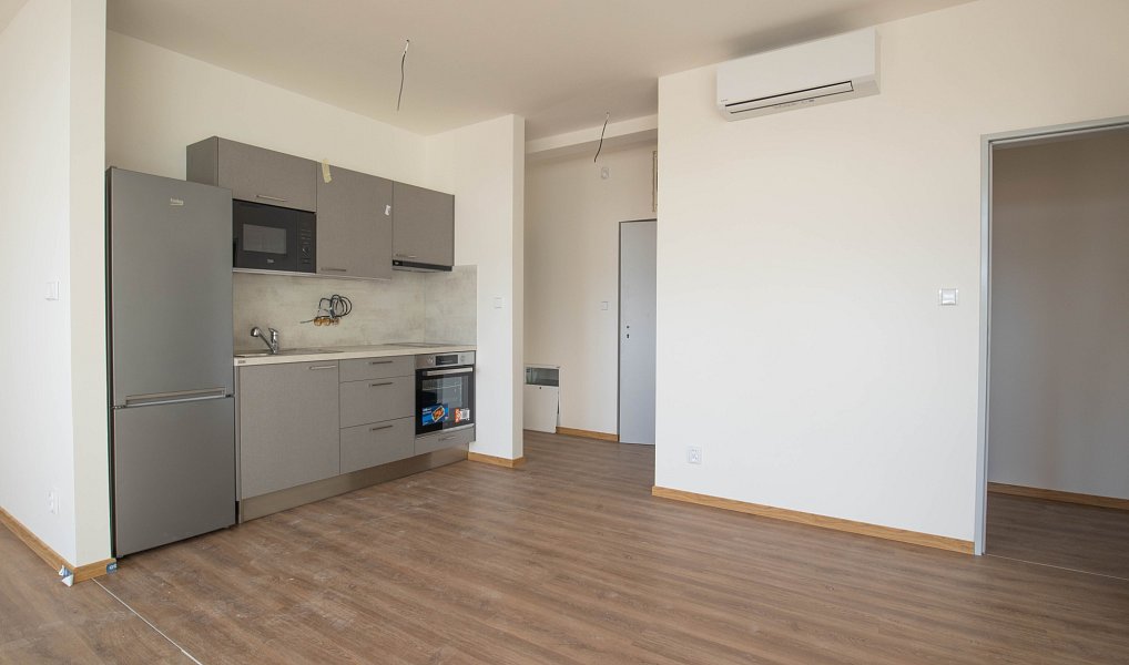 Pronájem kanceláře 63 m², Říčany – náhled fotky 9