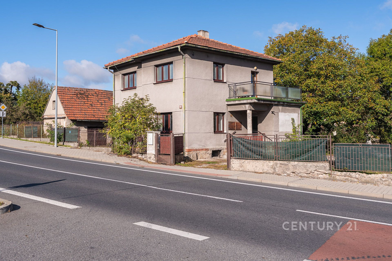 Prodej nájemního domu, činžáku 140 m²