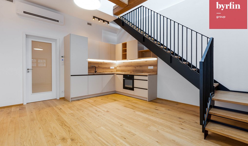 Prodej bytu 2+kk 56 m², Praha – náhled fotky 3