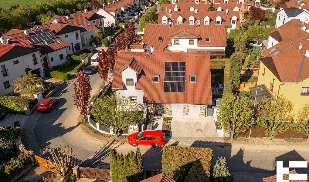 Prodej domu 227 m² s pozemkem 513 m², Zeleneč – náhled fotky 50