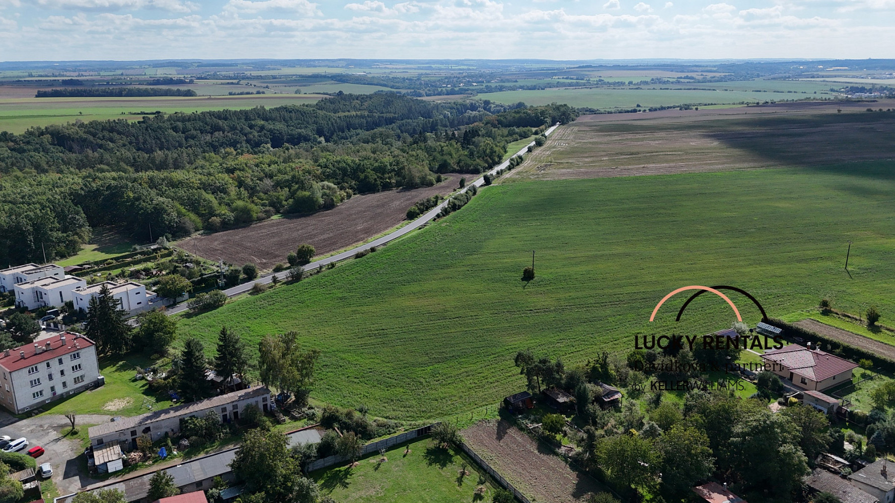 Prodej stavebního pozemku 7 383 m² – fotografie 3