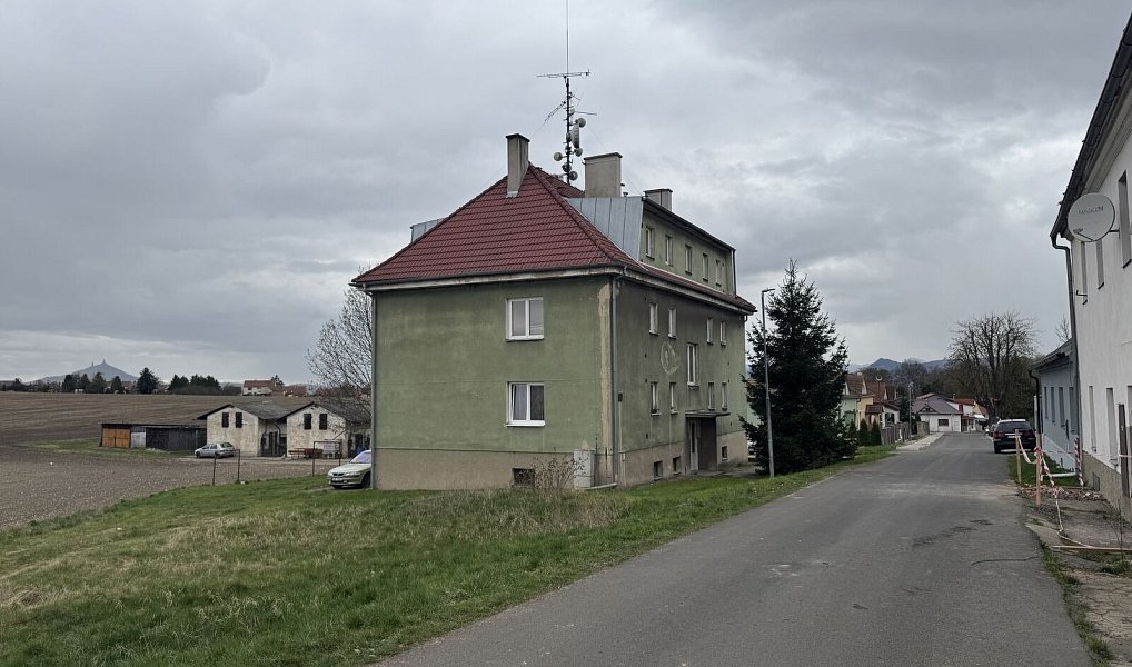 Prodej nájemního domu, činžáku 357 m², Vrbičany – náhled fotky 5