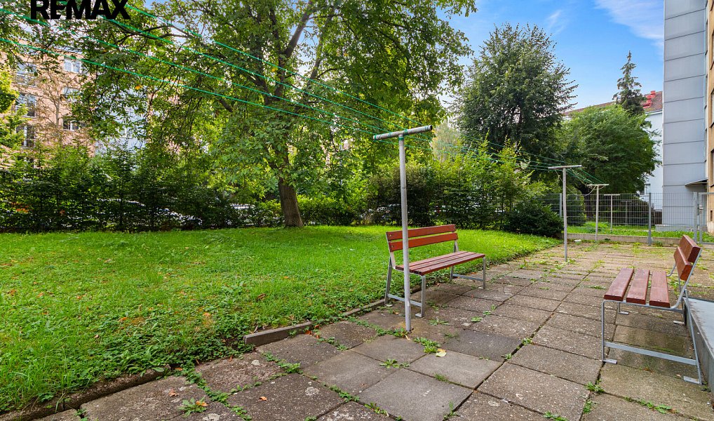 Prodej bytu 1+1 45 m², Praha – náhled fotky 11
