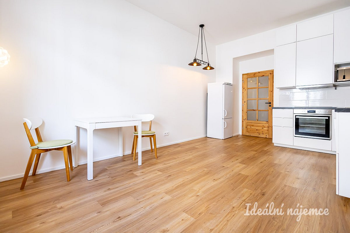 Pronájem bytu 3+kk 62 m² – fotografie 4