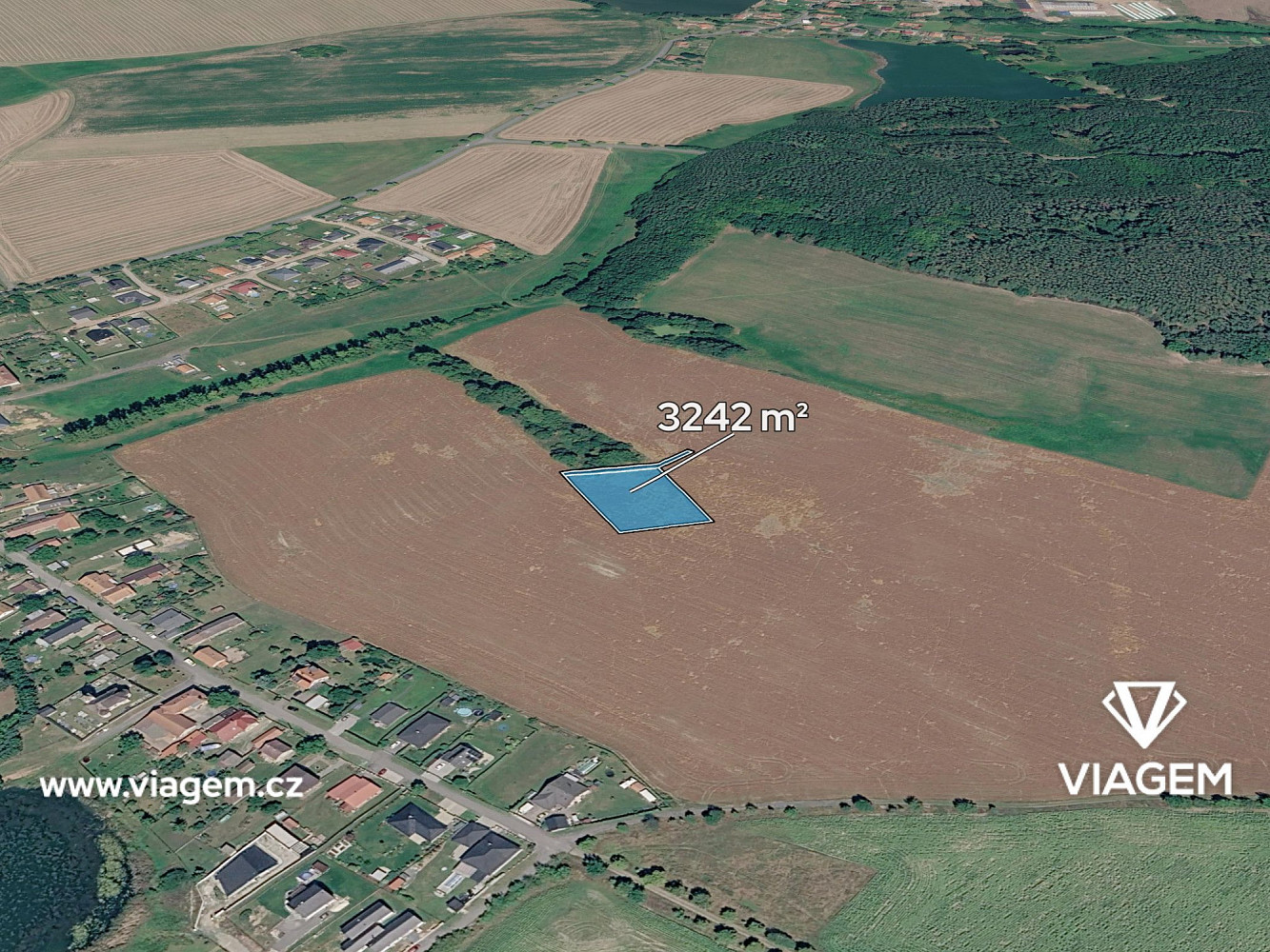 Prodej pole 3 056 m²