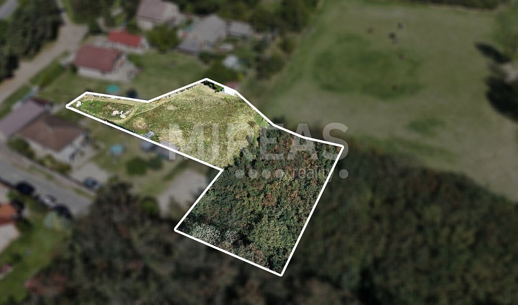 Prodej stavebního pozemku 2 111 m², Jiřice – náhled fotky 2