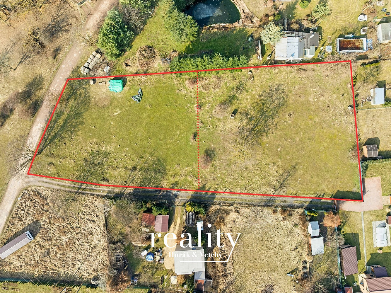 Prodej pozemku 2057 m², Znojmo - Oblekovice – pohled 2