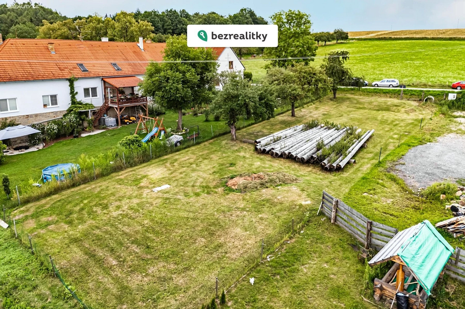 Prodej stavebního pozemku 1 949 m² – fotografie 3