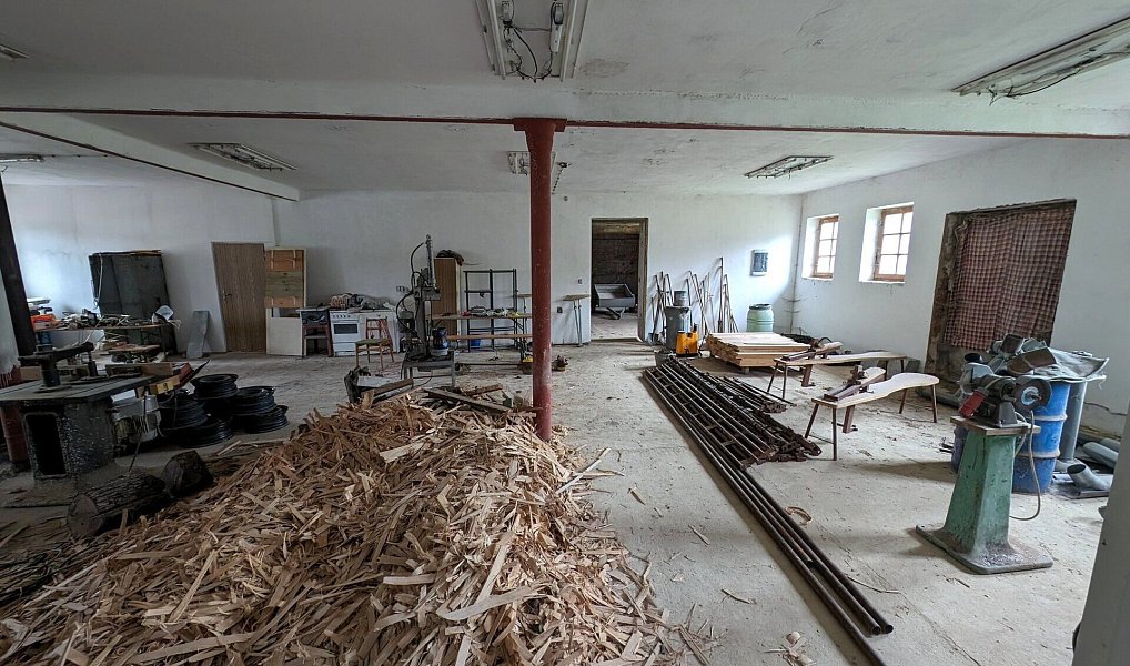 Prodej skladovacích prostor 1 900 m², Svijanský Újezd – náhled fotky 3