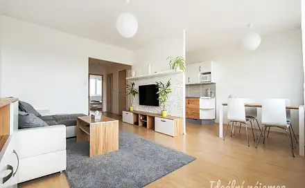 Pronájem bytu 3+kk 77 m²