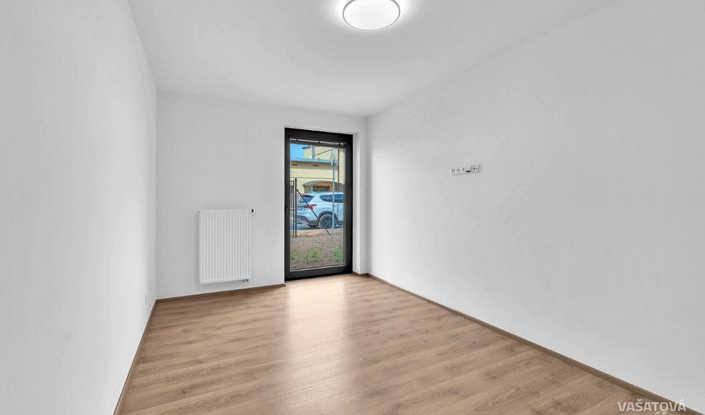 Pronájem bytu 3+1 188 m², Hradec Králové – náhled fotky 18