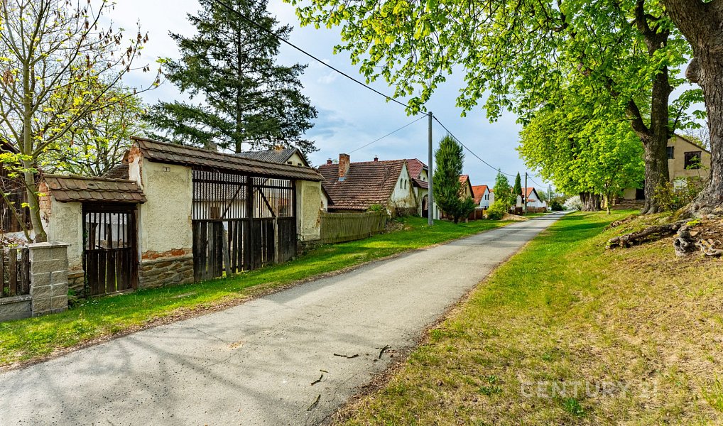 Prodej domu 80 m² s pozemkem 3 279 m², Loket – náhled fotky 14