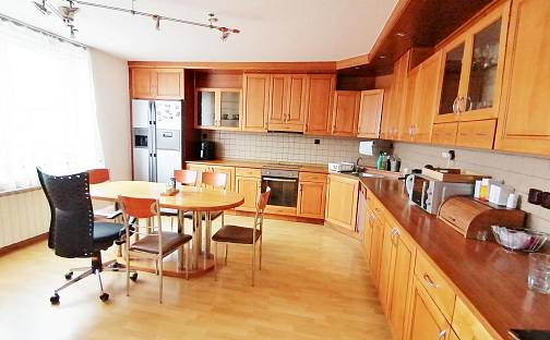 Pronájem bytu 4+1 165 m², Přemyslovců, Ostrava - Mariánské Hory