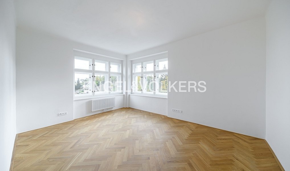 Pronájem domu 356 m² s pozemkem 1 389 m², Černošice – náhled fotky 12