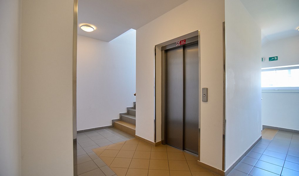 Prodej bytu 3+kk 71 m², Praha – náhled fotky 14