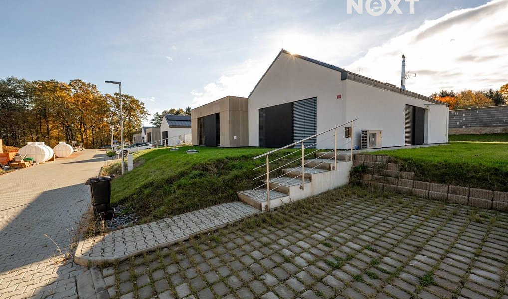 Prodej domu 97 m² s pozemkem 908 m², Strančice – náhled fotky 2