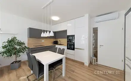 Prodej bytu 2+kk 83 m², Hněvotínská, Olomouc - Nová Ulice