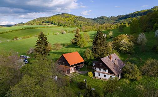 Prodej chaty/chalupy 185 m² s pozemkem 9 668 m², Dubá - Deštná, okres Česká Lípa