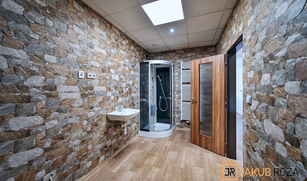 Pronájem kanceláře 159 m², Vrchlabí – náhled fotky 9