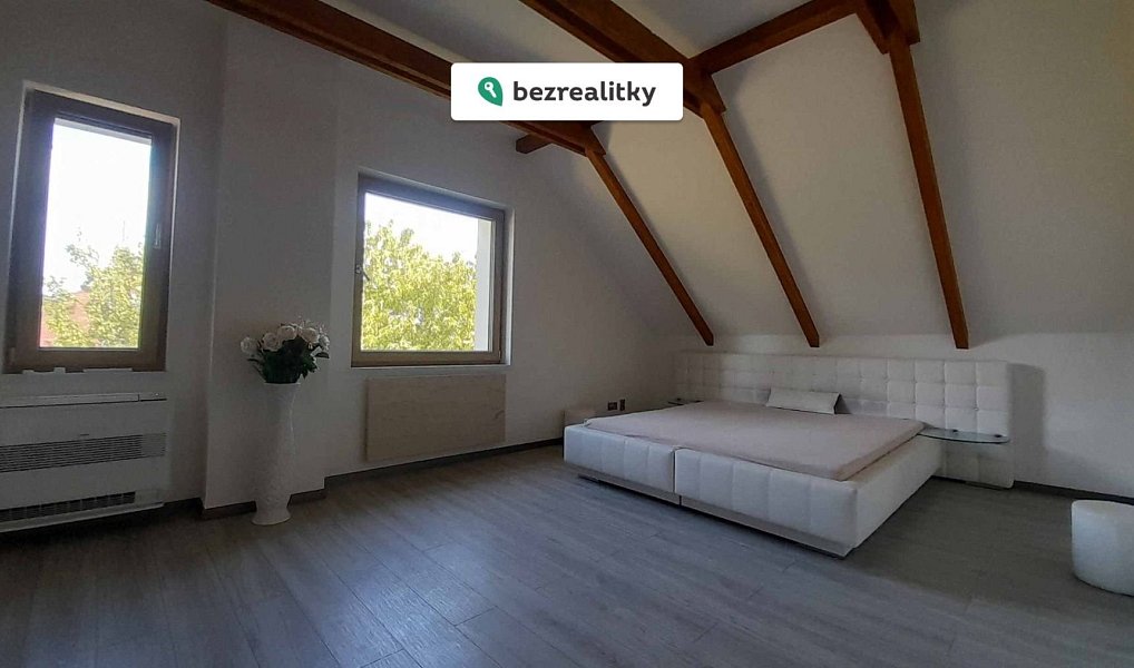 Prodej domu 280 m² s pozemkem 730 m², Březová-Oleško – náhled fotky 17