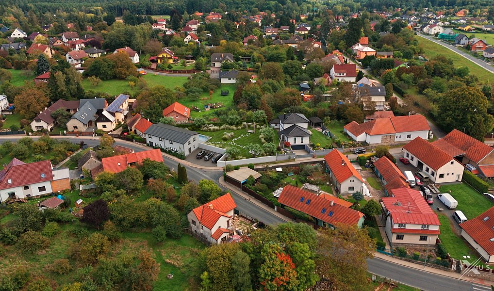 Prodej domu 343 m² s pozemkem 1 145 m², Struhařov – náhled fotky 9