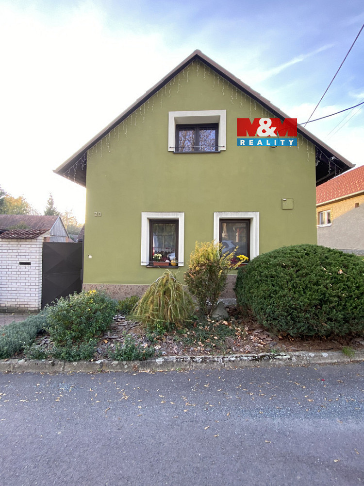 Prodej domu 200 m² s pozemkem 489 m²