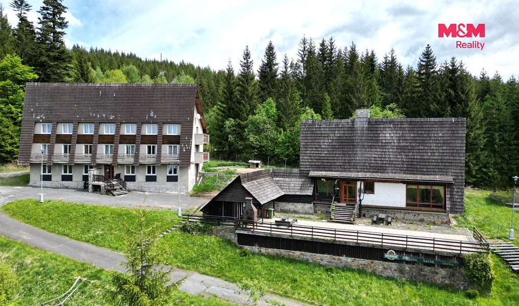 Prodej ubytovacího objektu 900 m², Bílá – náhled fotky 4