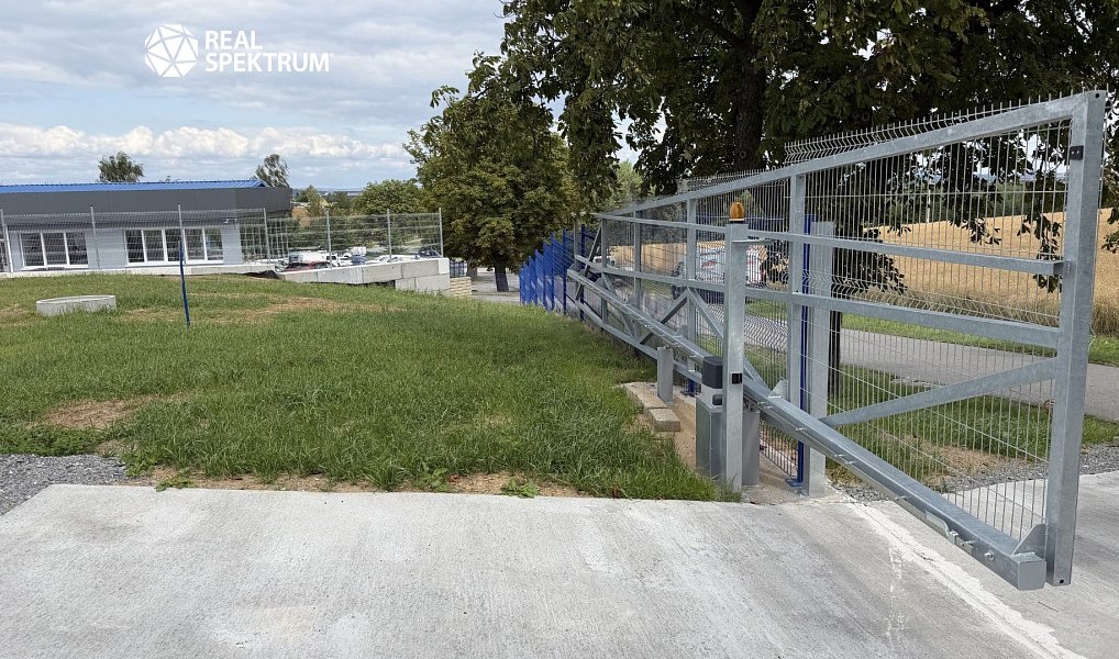 Pronájem komerčního pozemku 2 595 m², Jihlava – náhled fotky 2