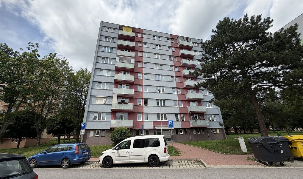Prodej bytu 3+1 58 m², 5. května, Pelhřimov