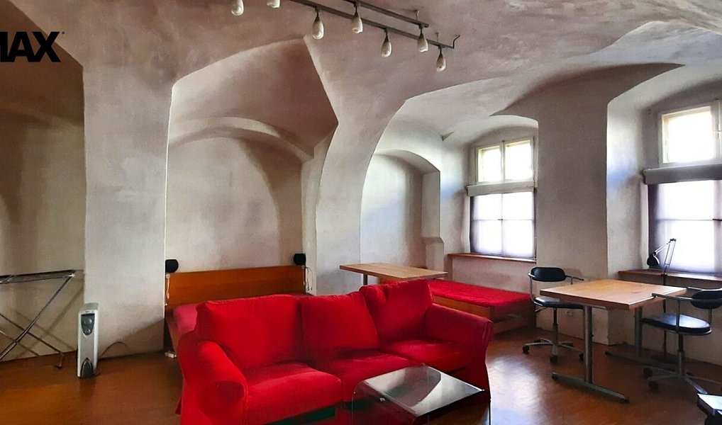 Prodej domu 416 m² s pozemkem 445 m², Slavonice – náhled fotky 6