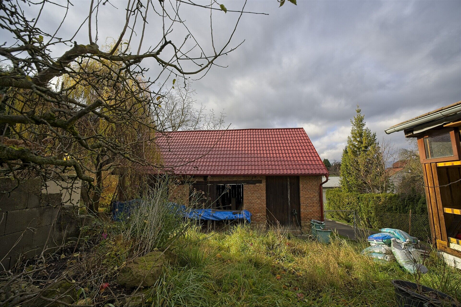 Prodej stavebního pozemku 417 m² – pohled 4
