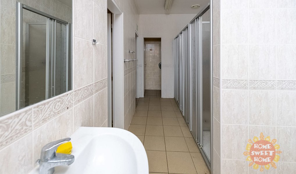 Prodej obchodních prostor 550 m², Praha – náhled fotky 10