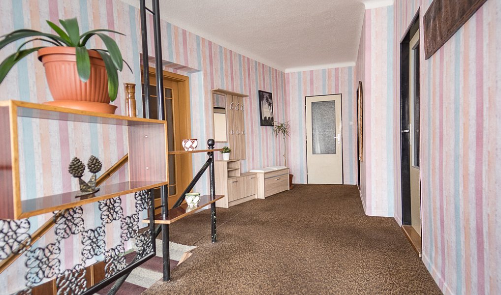 Prodej domu 250 m² s pozemkem 633 m², Dobříš – náhled fotky 16