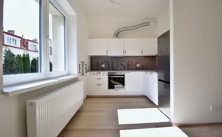 Pronájem bytu 2+kk 37 m², Vnější, Praha 4 - Michle