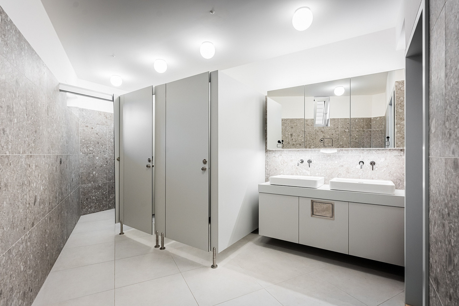 Pronájem kanceláře 122 m² – fotografie 5
