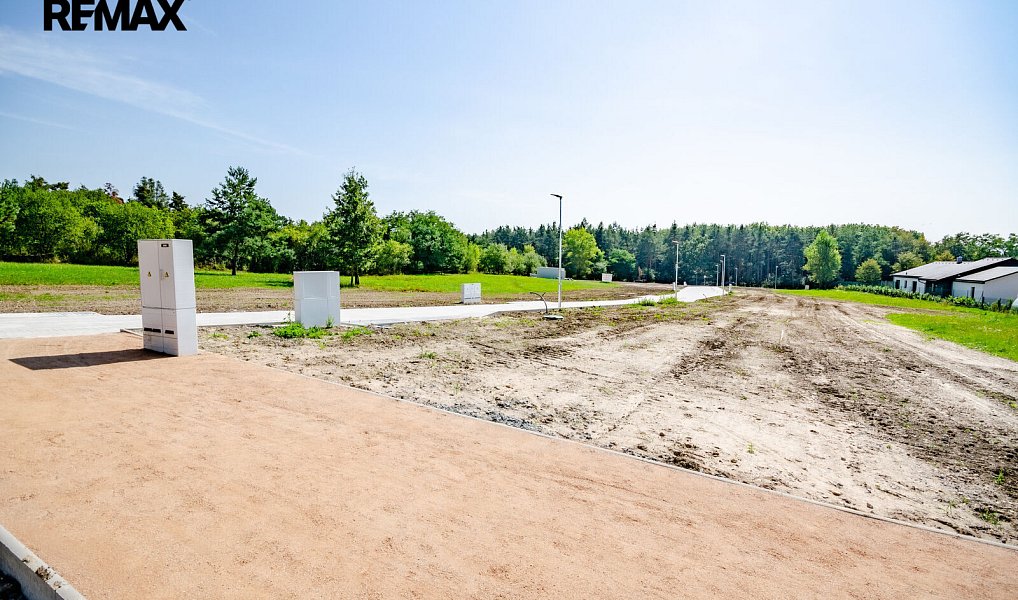 Prodej stavebního pozemku 1 408 m², Kolín – náhled fotky 11